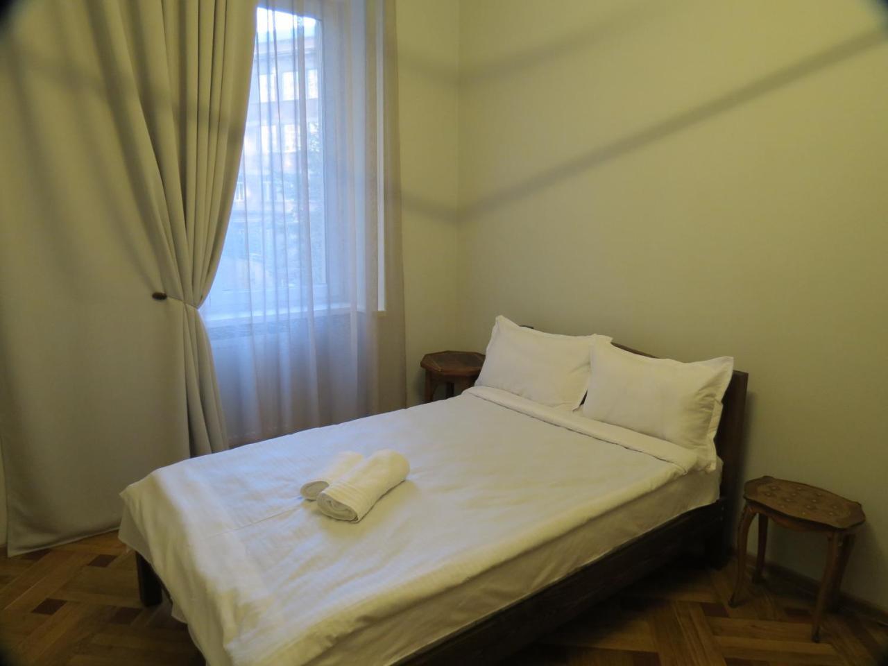 Three Rooms Apartment Тбілісі Екстер'єр фото