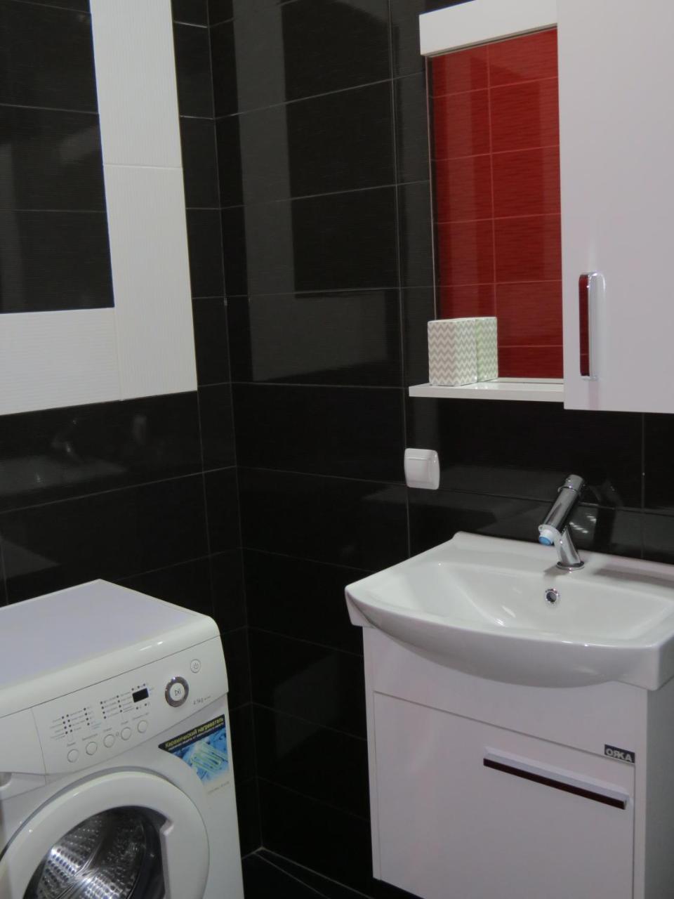 Three Rooms Apartment Тбілісі Екстер'єр фото
