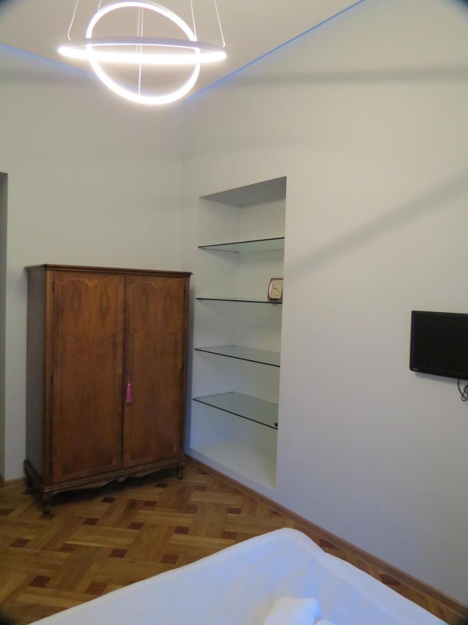 Three Rooms Apartment Тбілісі Екстер'єр фото