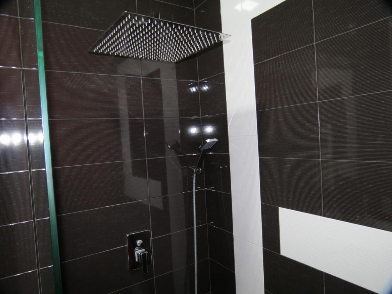 Three Rooms Apartment Тбілісі Екстер'єр фото